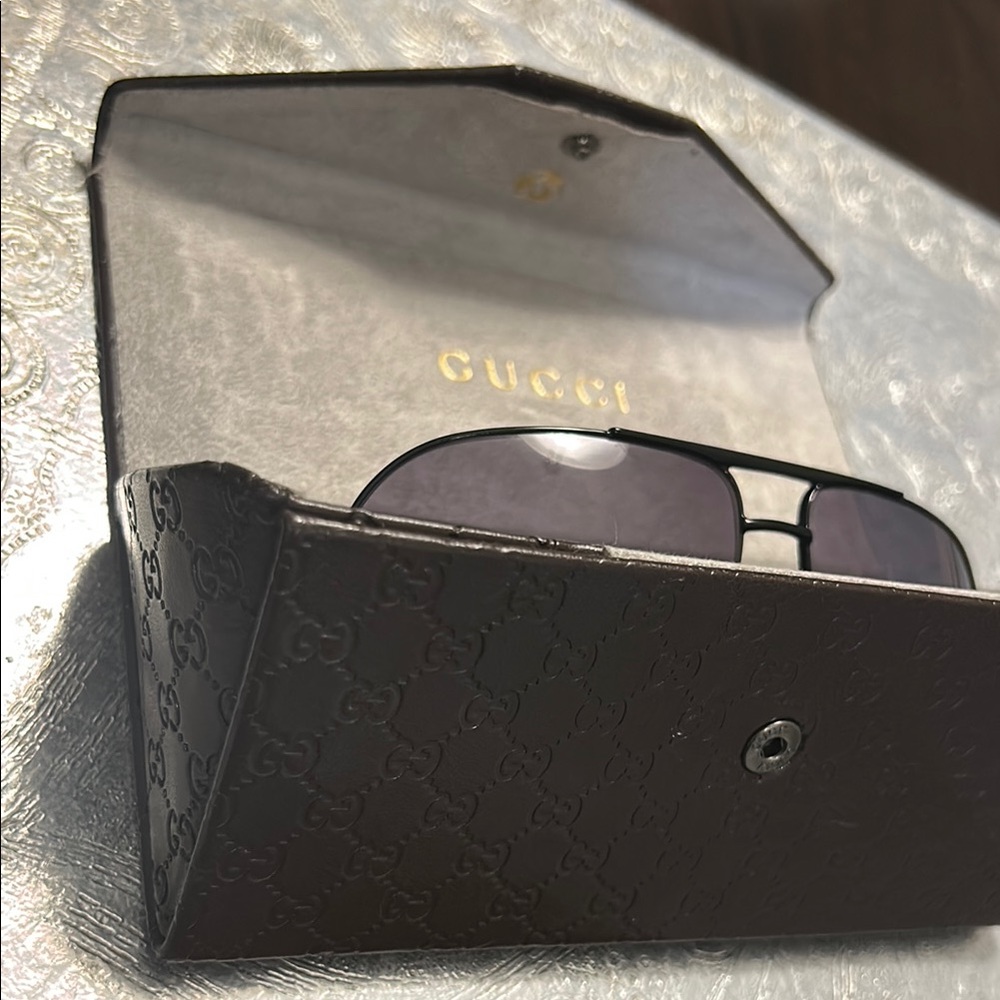 Gucci GG 1924/S Black Aviator Sunglasses - Picture 3 of 7